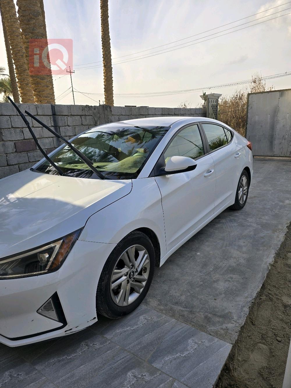 هيونداي النترا